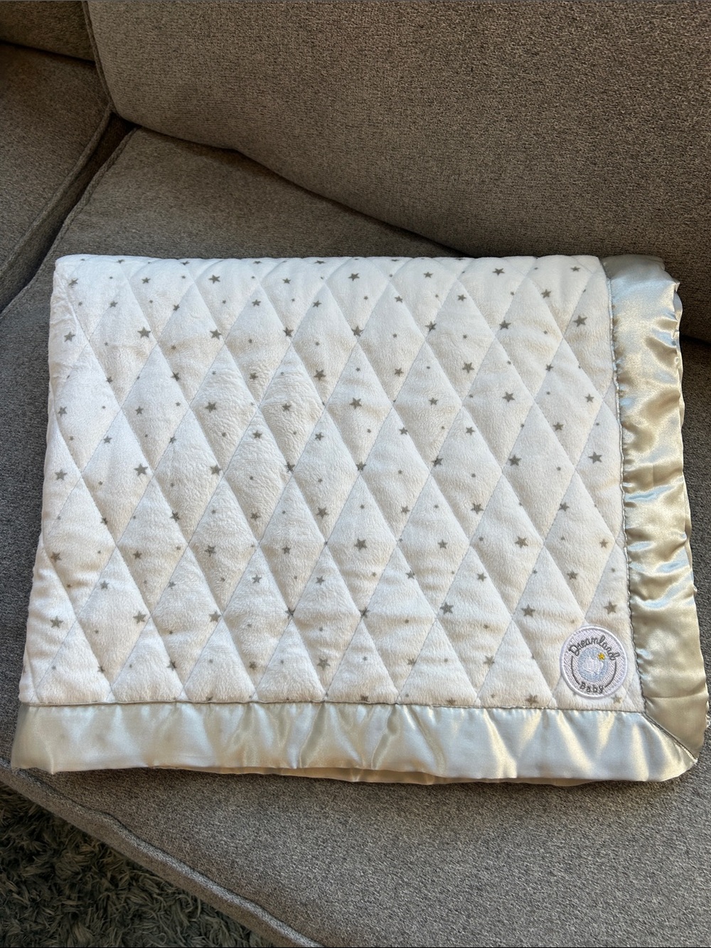Dreamland Weighted Baby Quilted Star Blanket - White and Silver